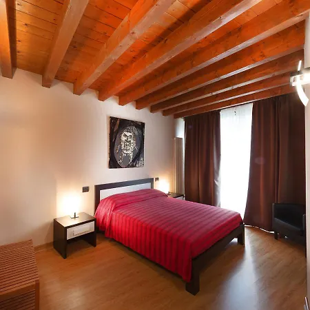 La Casa Del Nonno * 몬잠바노
