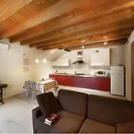 La Casa Del Nonno 4* 몬잠바노