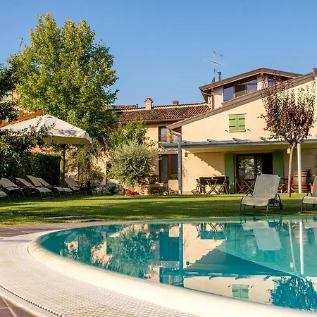 La Casa Del Nonno מונזמבנו
